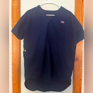 FIGS women's Navy Halle Shortsleeve V-Neck Tunic - Scrub Top - S